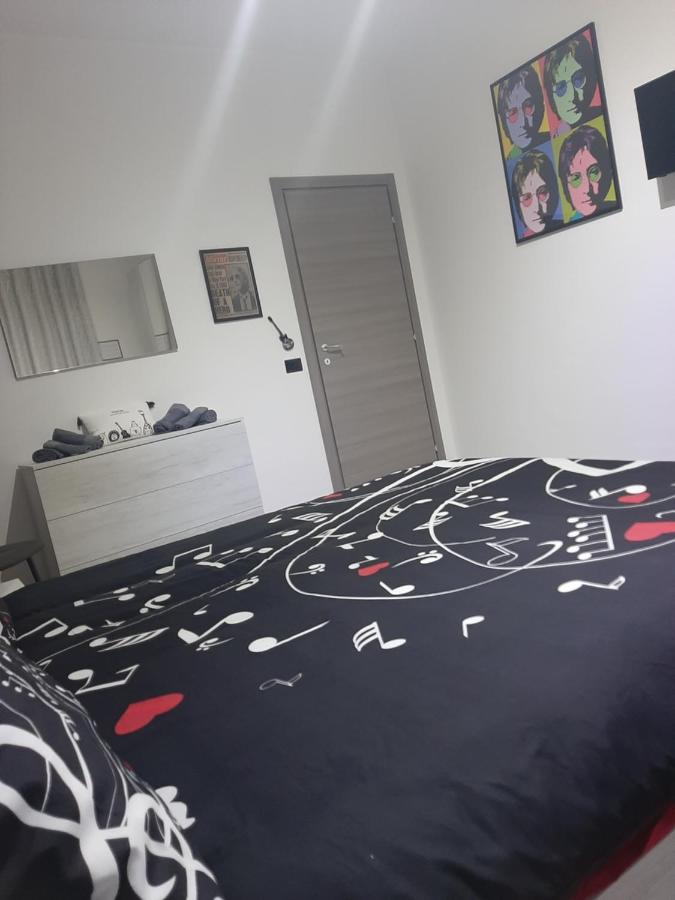 The Home Of Music Stars 卡塔尼亚 外观 照片
