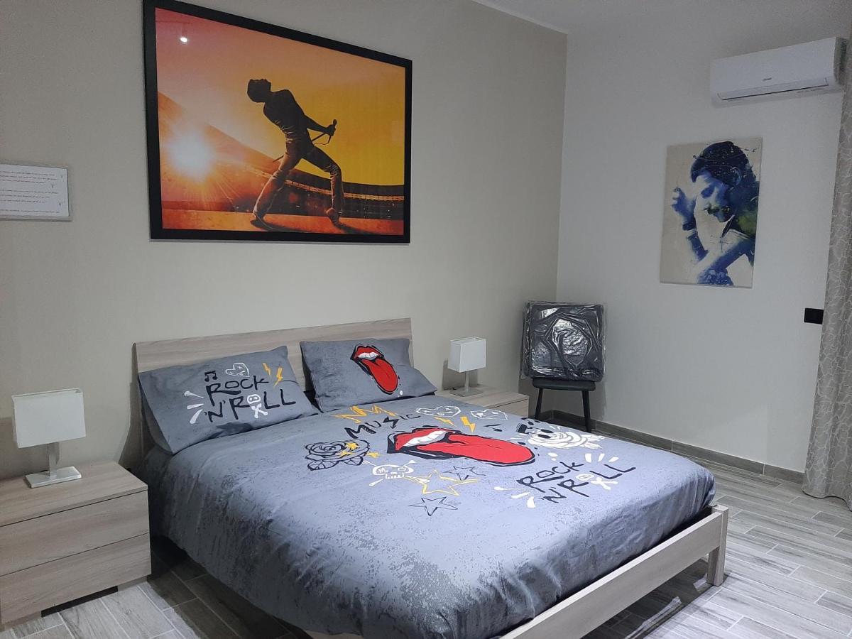The Home Of Music Stars 卡塔尼亚 外观 照片