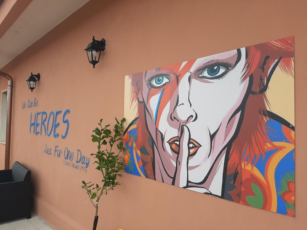 The Home Of Music Stars 卡塔尼亚 外观 照片